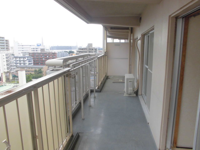 13/23 バルコニー