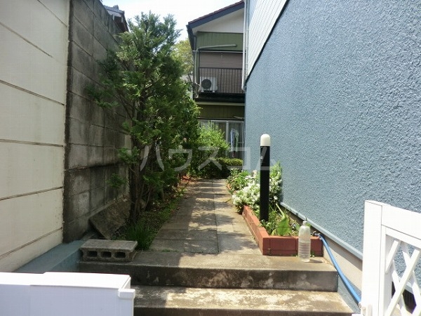 14/19 エントランス