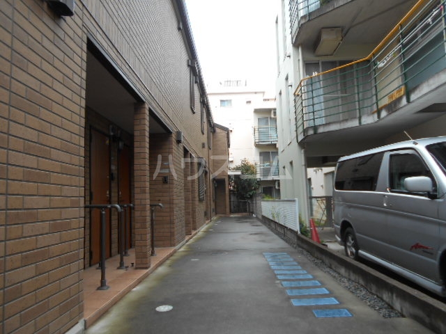 21/25 エントランス