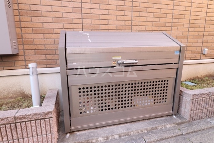 15/19 エントランス