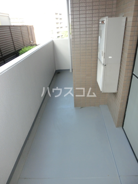 21/30 バルコニー