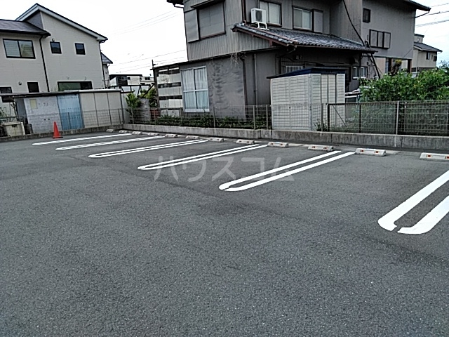 25/30 駐車場