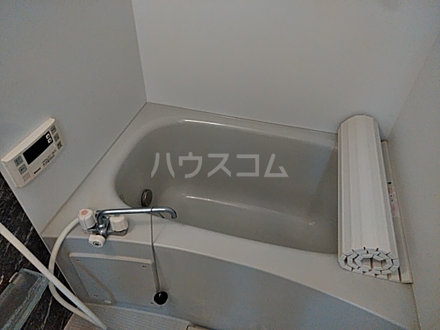 13/30 浴室