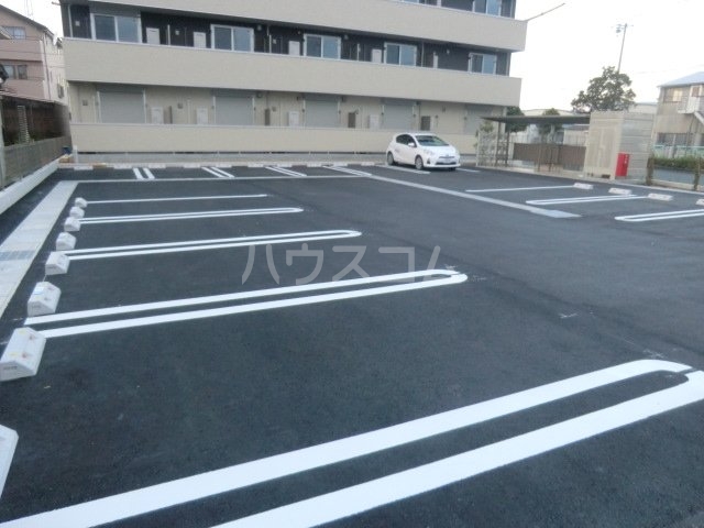 16/26 駐車場