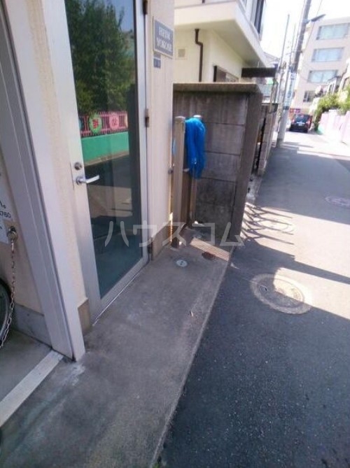 2/6 エントランス