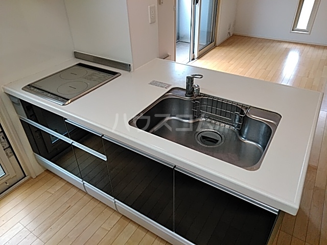 25/30 エントランス