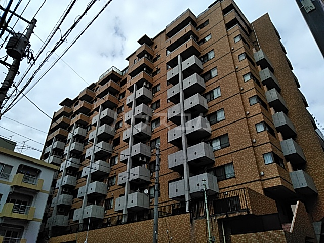 2/30 外観