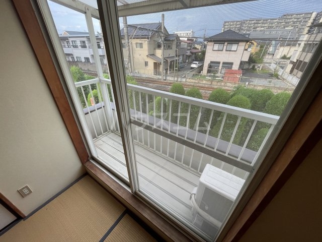 14/28 バルコニー