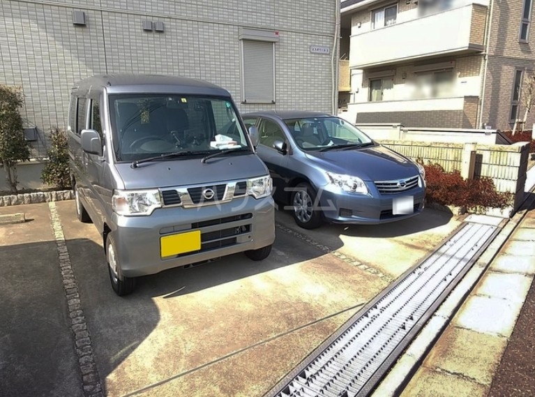 15/22 駐車場