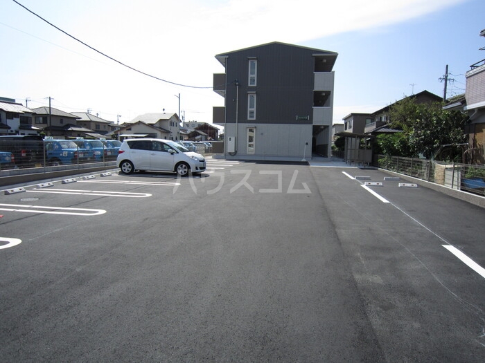 17/21 駐車場