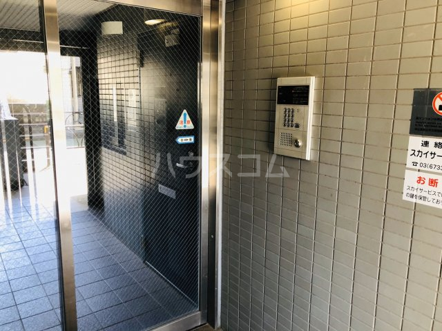 3/5 エントランス