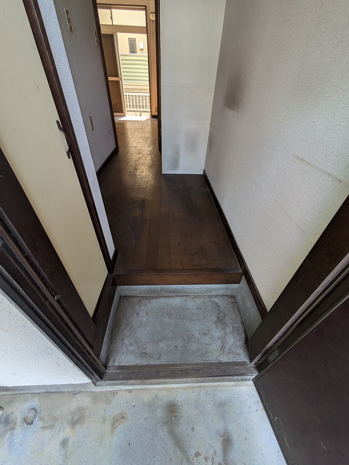 8/23 玄関
