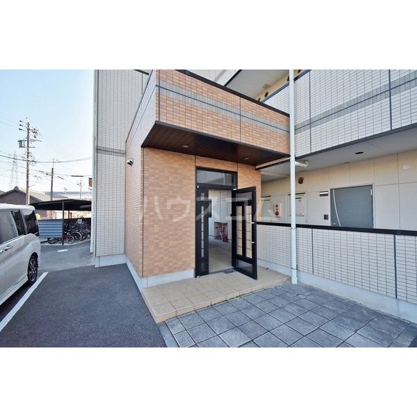 17/24 エントランス