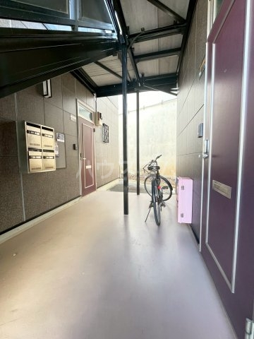 3/8 エントランス