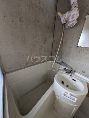 14/30 浴室