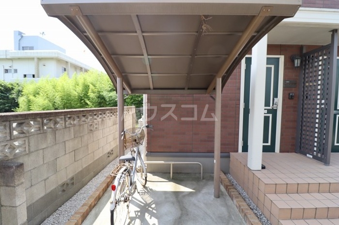 17/28 エントランス