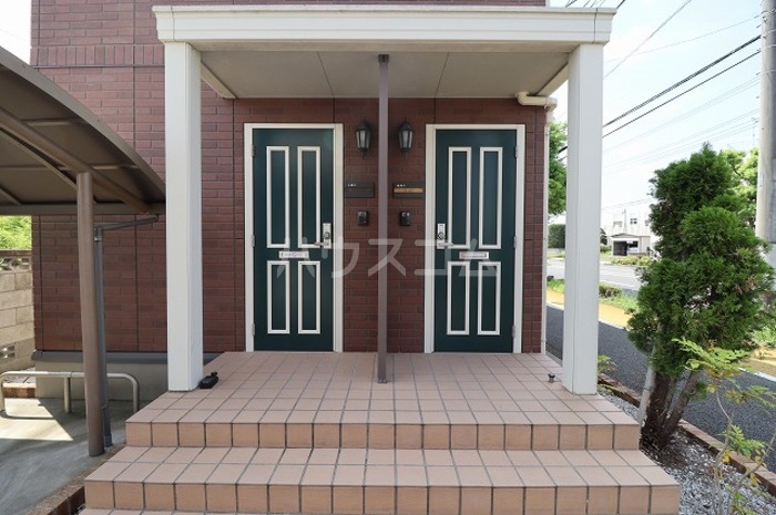 16/28 エントランス