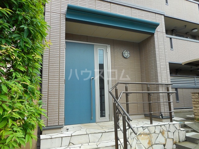 22/29 エントランス