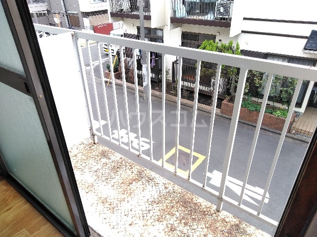 19/30 バルコニー