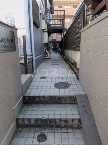 19/28 エントランス