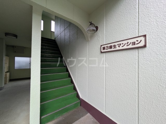 17/23 エントランス