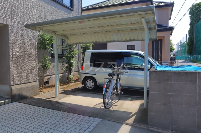 25/30 エントランス