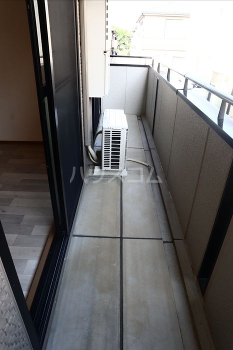 19/30 バルコニー