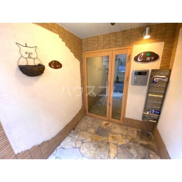 19/22 エントランス