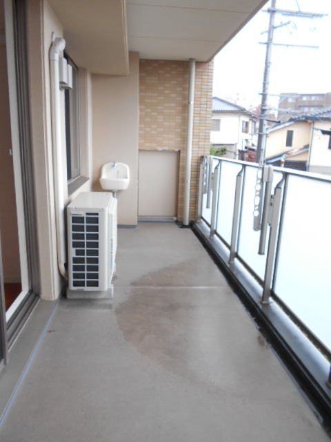 17/30 バルコニー