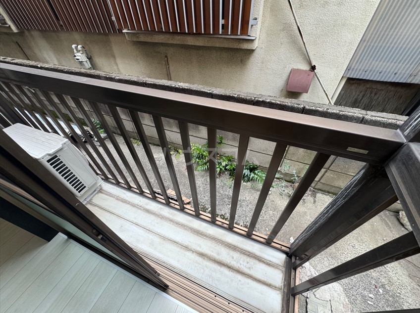 16/23 バルコニー