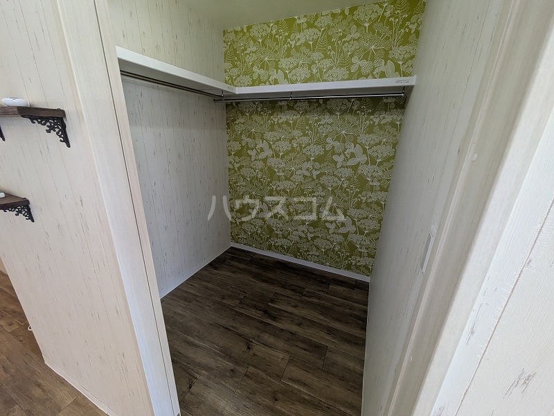 14/18 エントランス