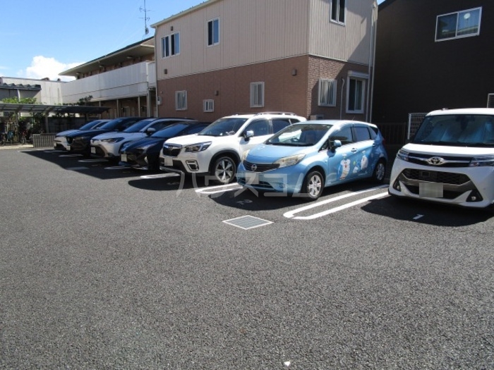 3/10 駐車場