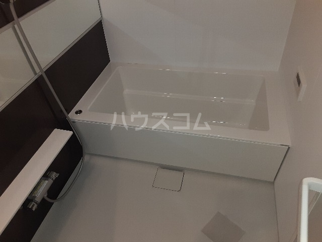 18/30 浴室