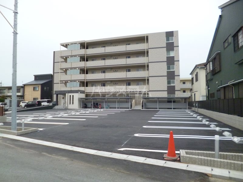 14/24 駐車場