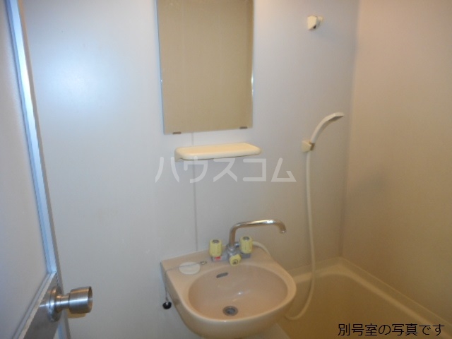 18/25 洗面