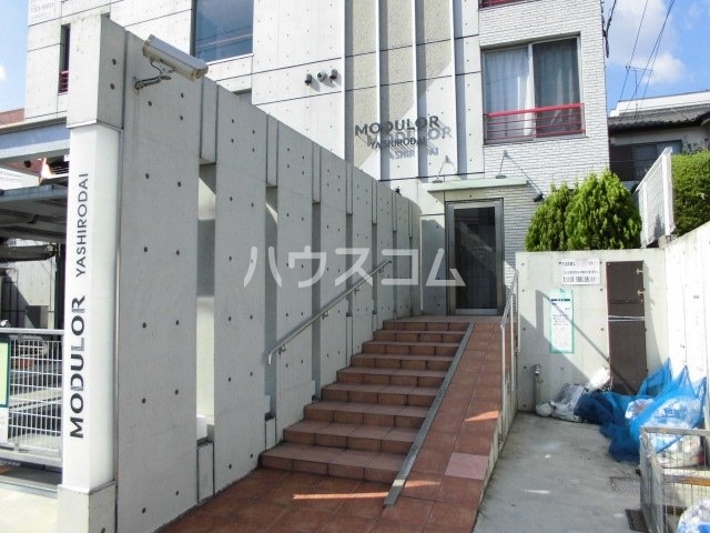 16/24 エントランス