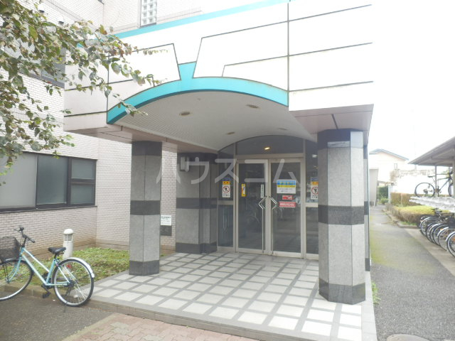2/5 エントランス