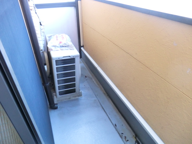 18/28 バルコニー