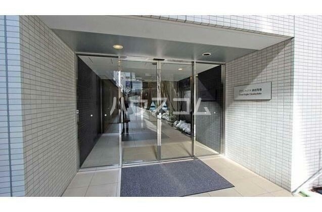 14/25 エントランス