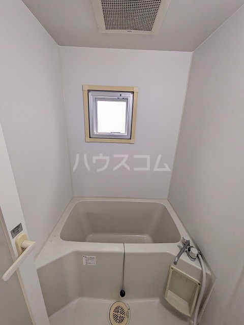 16/30 浴室
