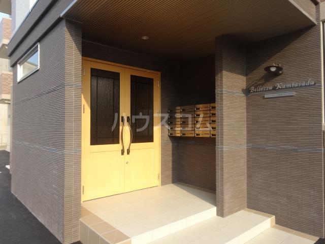 22/29 エントランス