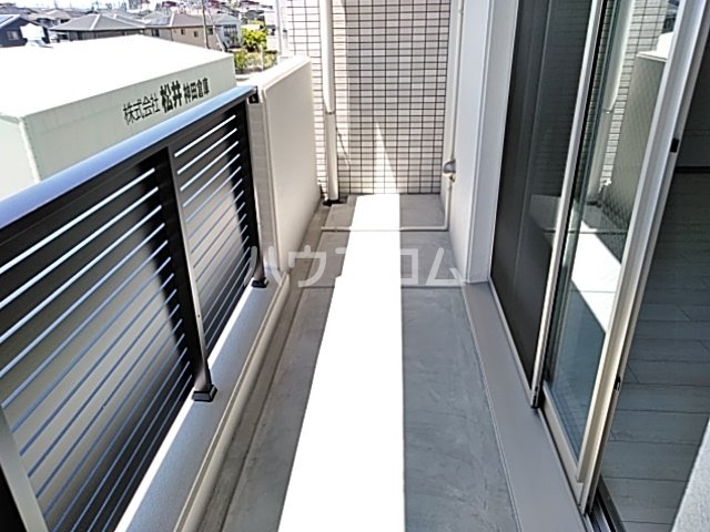 17/27 バルコニー