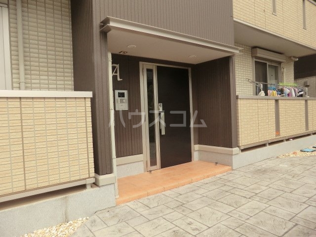 22/29 エントランス