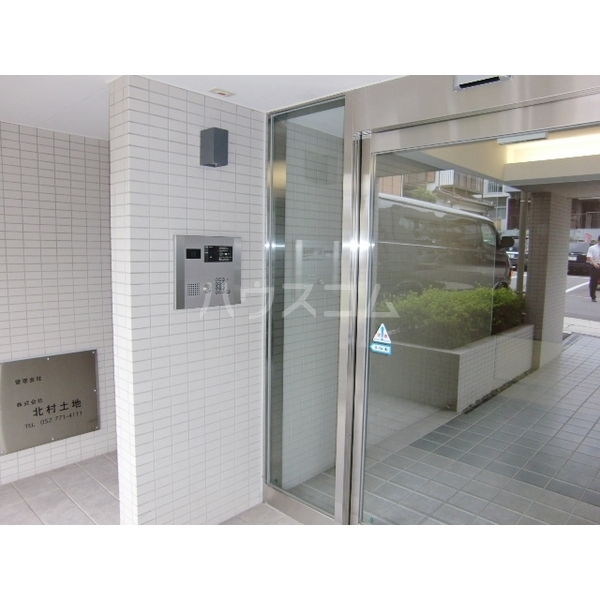 2/6 エントランス