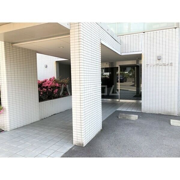 20/24 エントランス