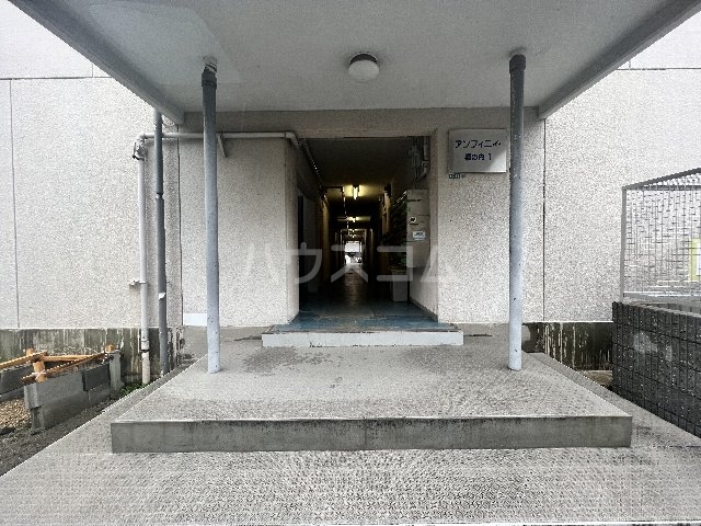 4/5 エントランス