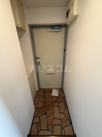 13/30 玄関