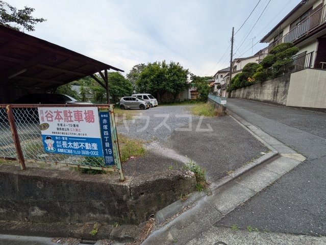 19/27 駐車場