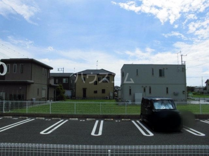 16/26 駐車場