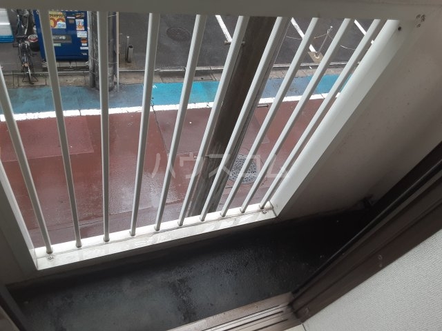 21/30 バルコニー